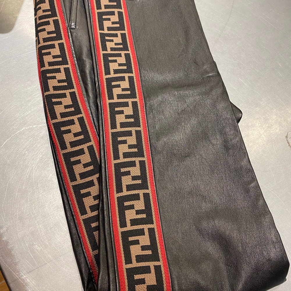 Authentic FENDI pants - Picture 3 of 6